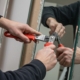 Демонтаж зеркальных панелей